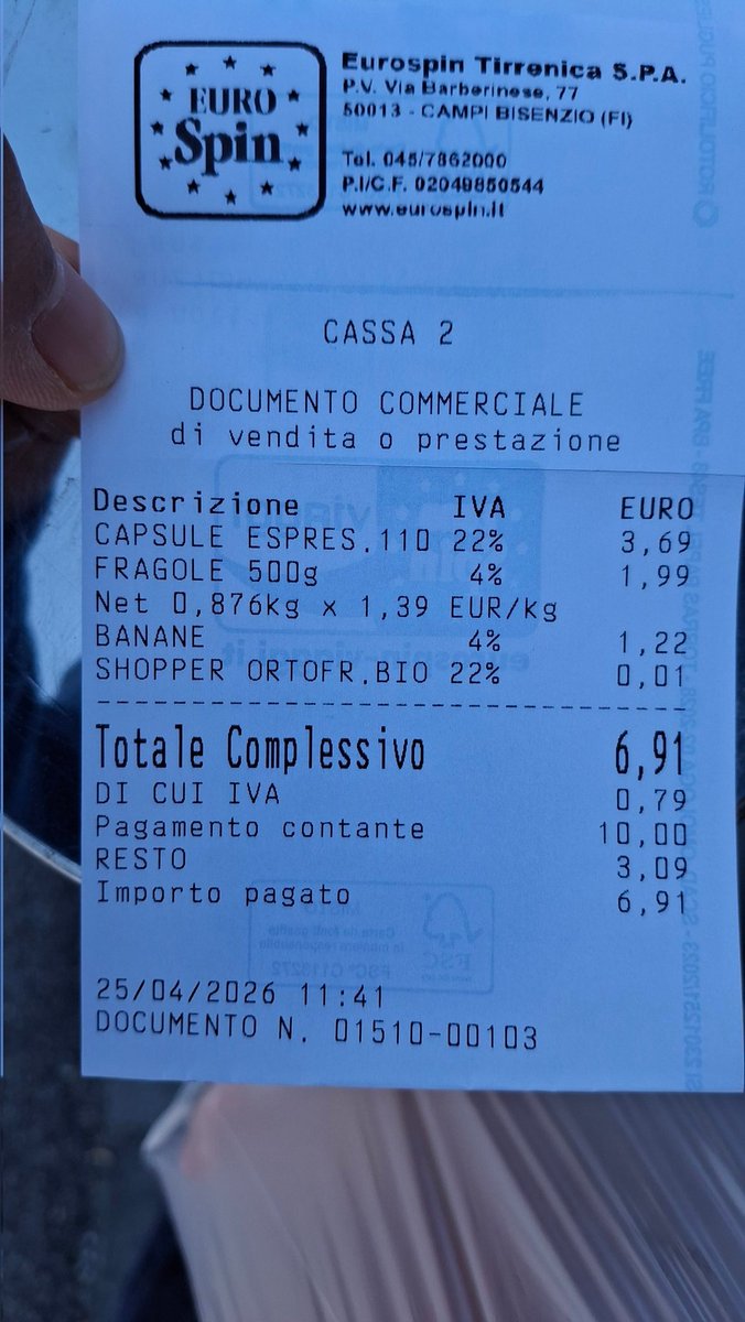 NedKras's tweet photo. @EurospinItalia in un punto vendita di Firenze. Questa cosa è quasi truffa
#eurospin #Firenze #caffè https://t.co/N16aMvfeW5