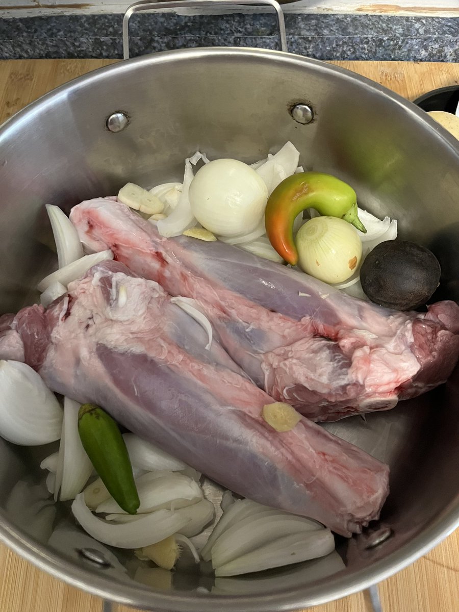 Agent99c's tweet image. Lamb shank in fresh chilli tomato stew #lamb #yummy #lunch #eatwell #FoodieJoy