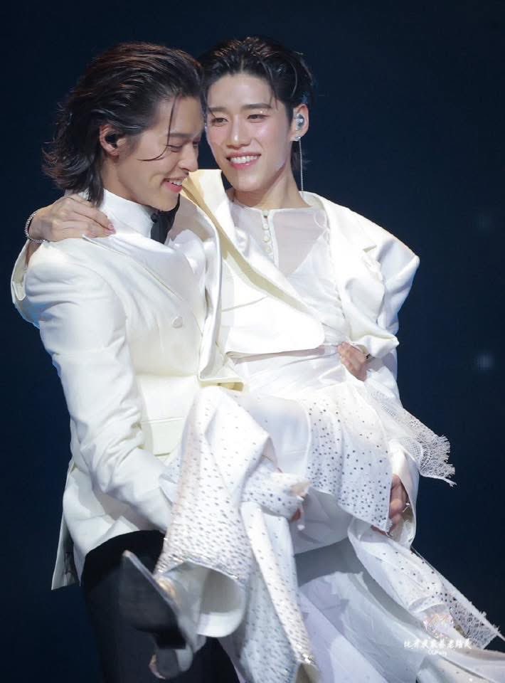 ซันล้อป tweet media