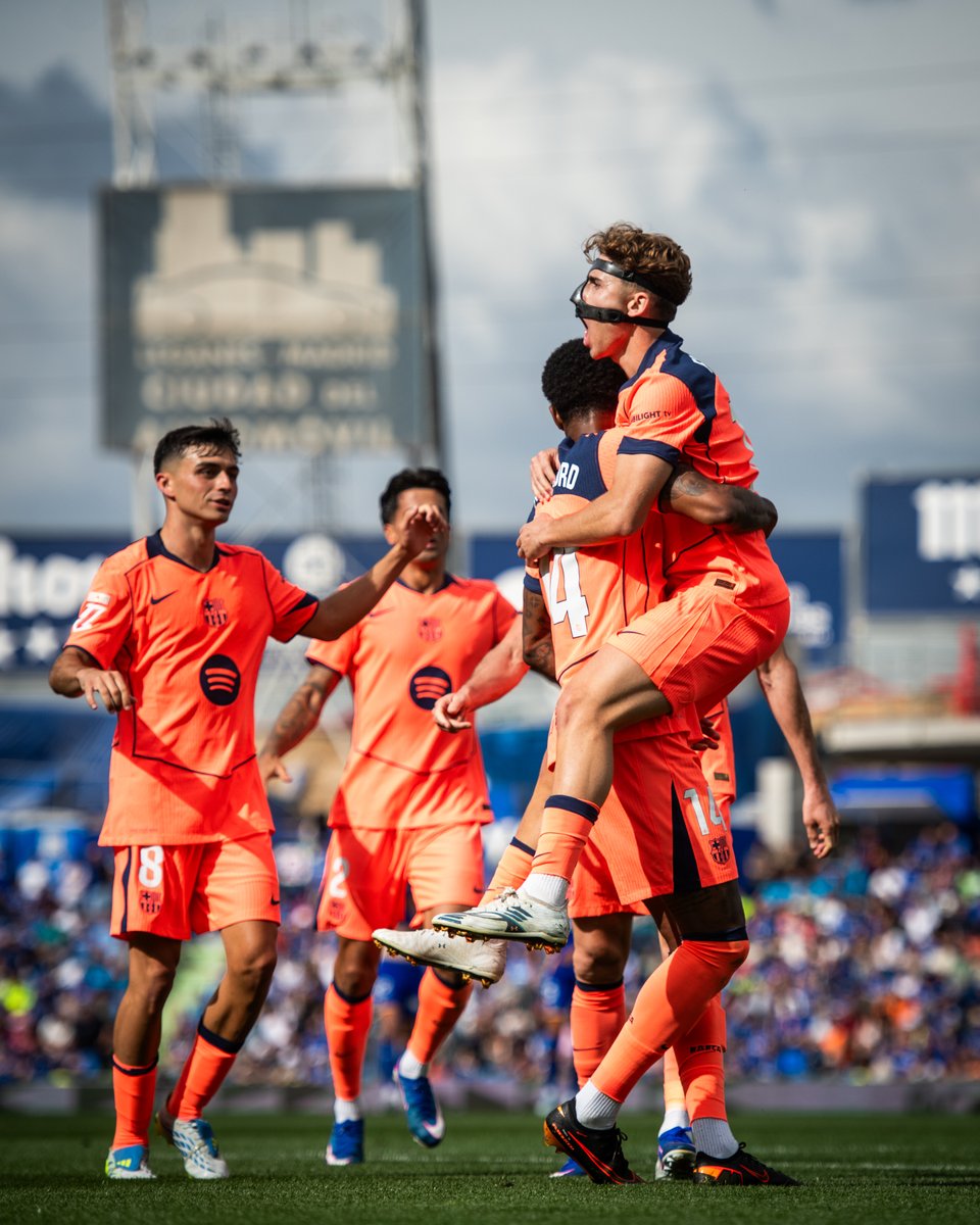 FC Barcelona tweet media