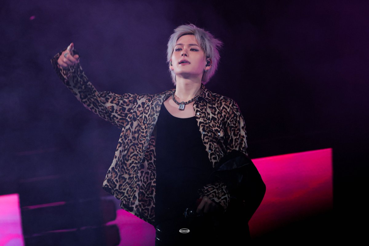 𝗮𝗰𝗲𝗰𝗮𝘁 tweet media