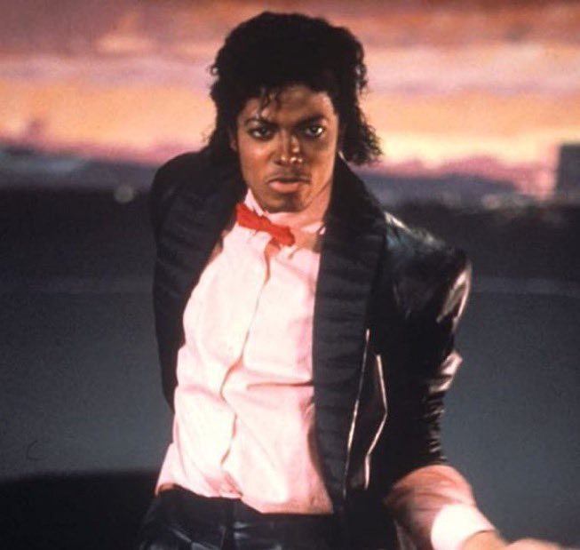 Billie Jean by Michael Jackson rises to a new peak of #24 on the Global Spotify chart with 3.04 million streams.
The song is over 40 years old and still climbing.