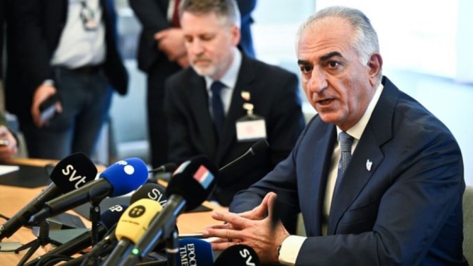 Ela_Az 🇮🇷 tweet media