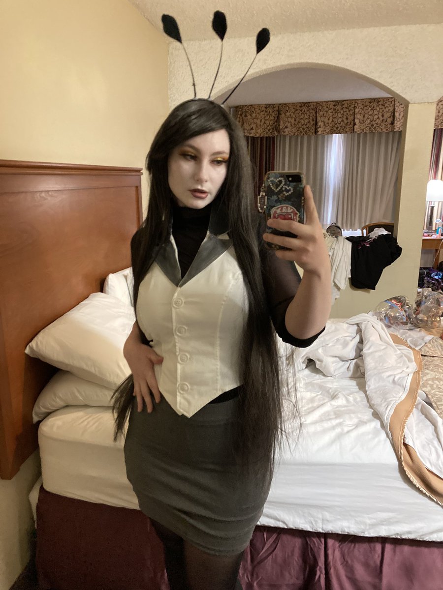 Stolas Sniffer, Ozzie Smeller tweet media