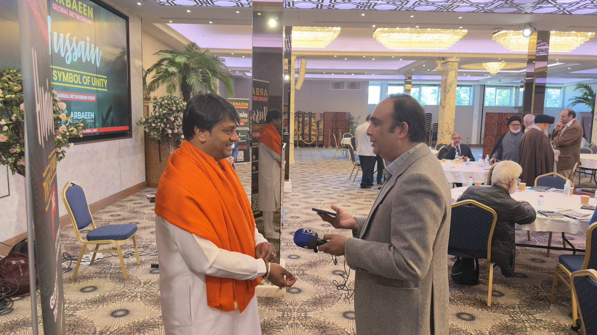 gurudevrkp's tweet image. Saturday, the 25th, an #interfaith community #engagement took place at Wembley. On behalf of #Community HH Shri #Rajrajeshwar Guruji, a message of #humanity was conveyed, and Guruji was honored with an Award from #Arbeen Global Network, joining numerous #community and faith