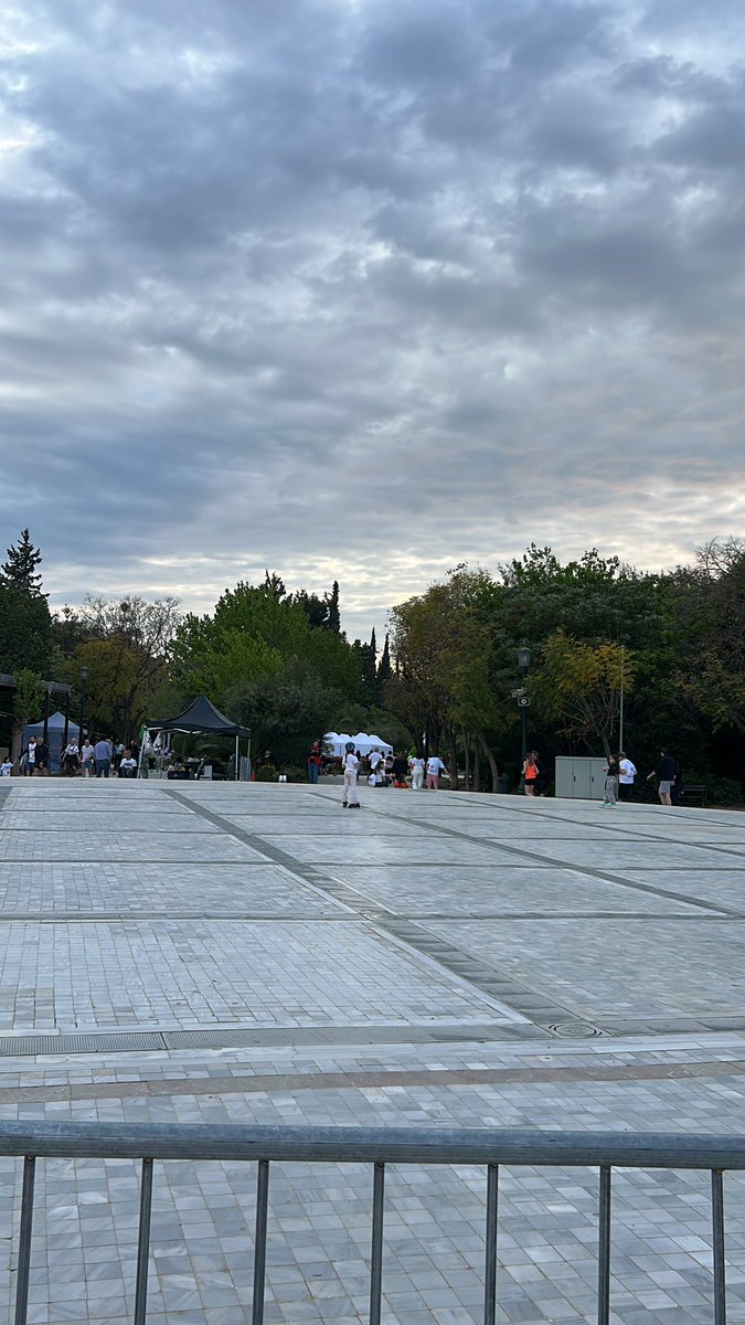 katakaimeni's tweet image. Day 4
No finish line Athens 

#nflAthens #running