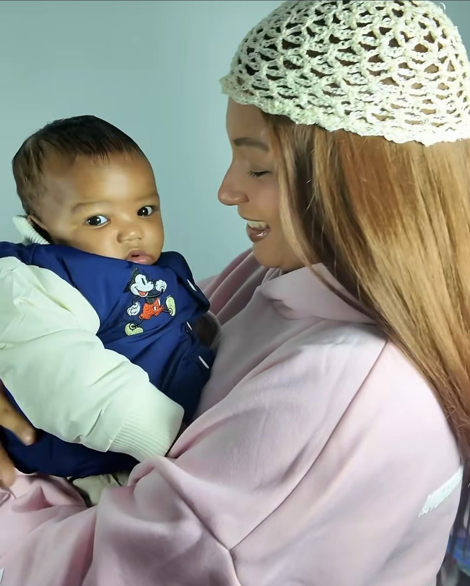 𝓐𝓖𝓔𝓛𝓔𝓢𝓢 🦚🍒 tweet media