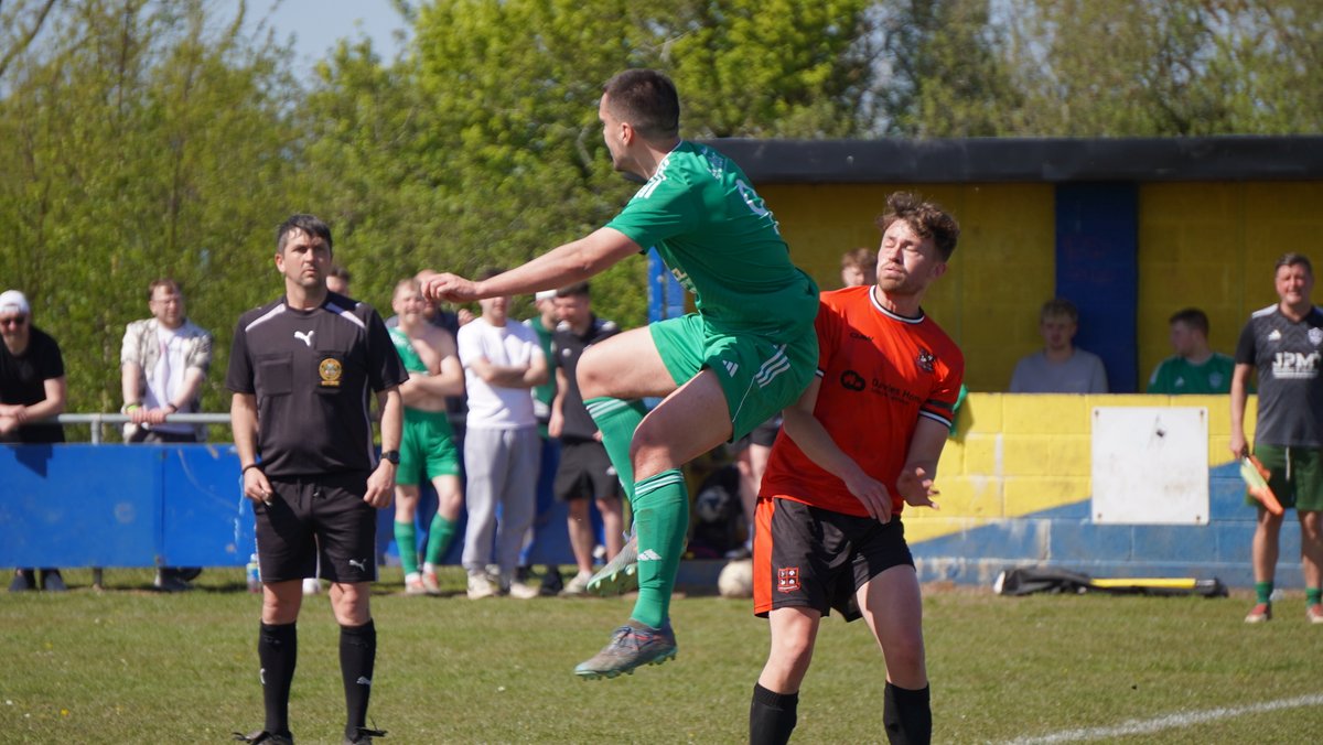 Waunarlwydd Galaxy AFC tweet media