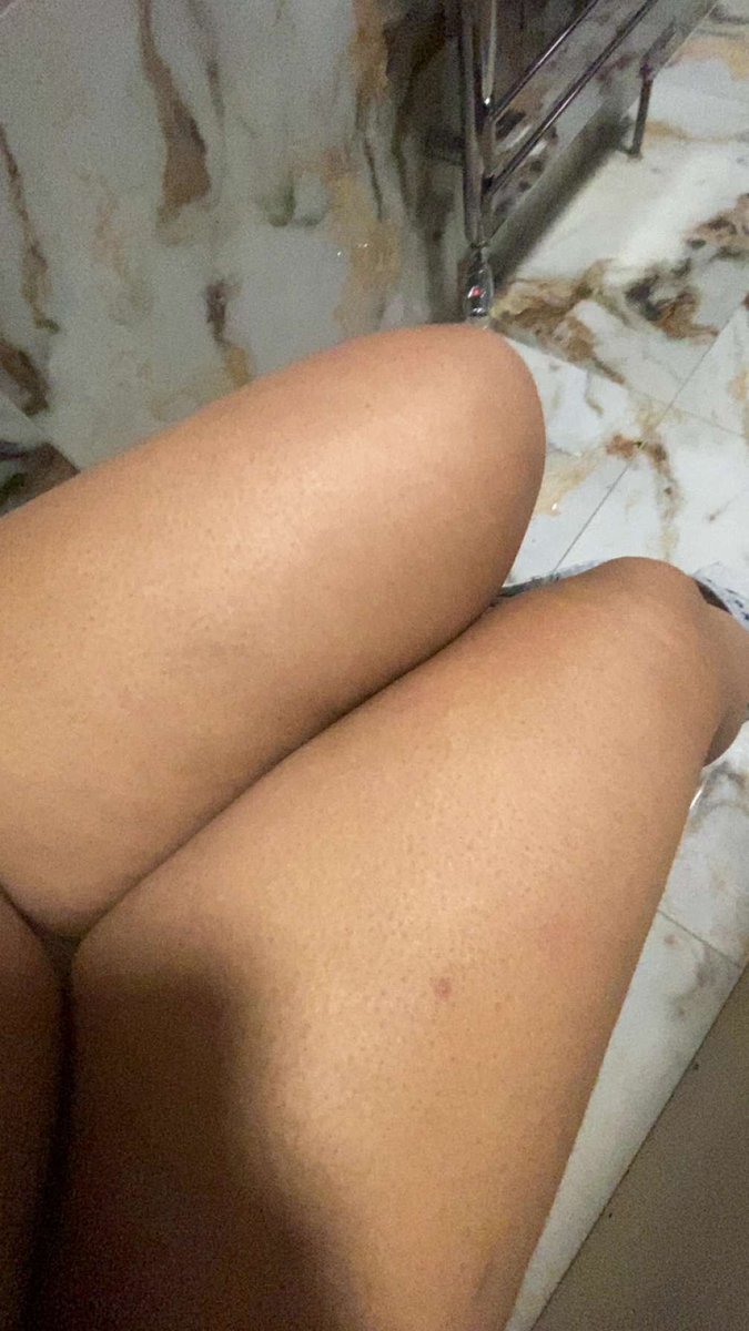 NayaliSells's tweet photo. are they big enough for you daddy?

#chudai https://t.co/HjGQF2Tmmn