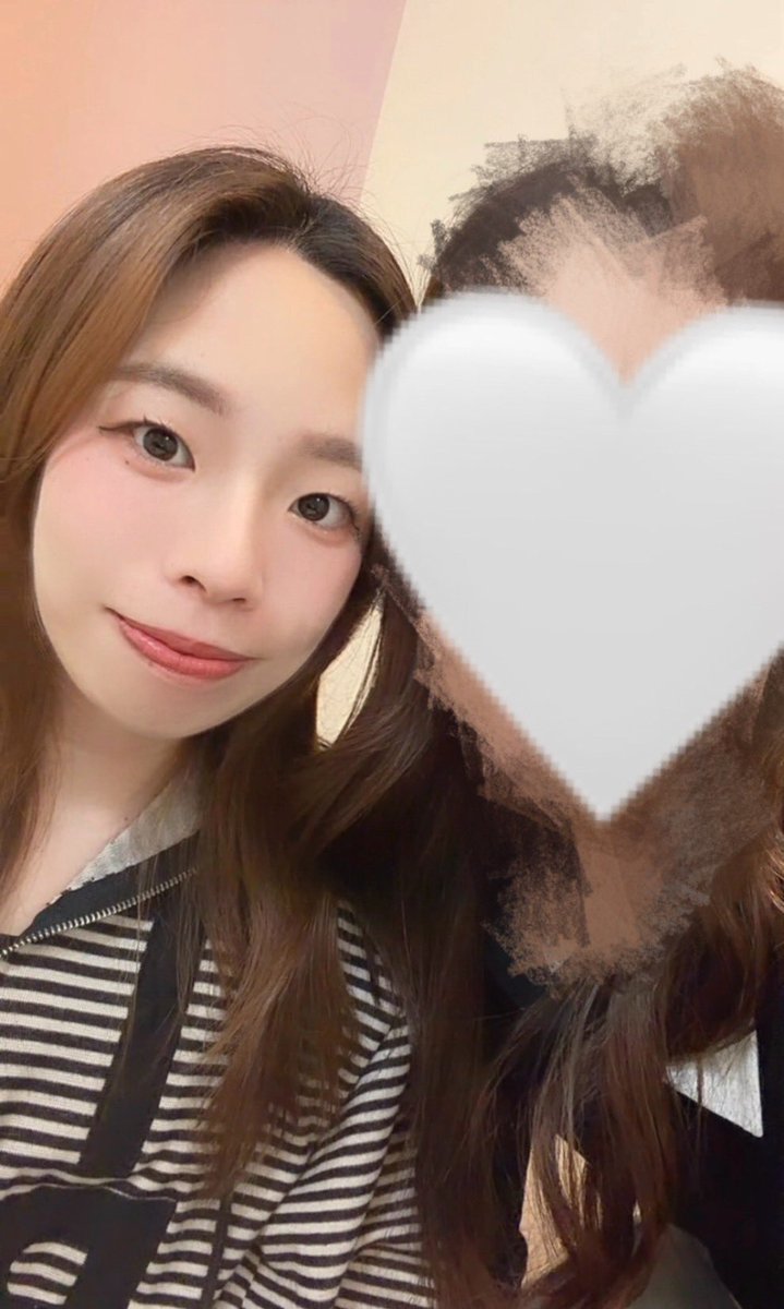 な tweet media