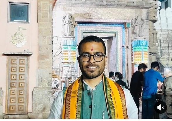 lalit64591's tweet photo. जब छपरियो के लिए ट्रेंड चल सकता है तो सनातन के प्रहरी गौतम खट्टर की रिहाई और समर्थन के लिए ट्रेंड क्यों नहीं चल सकता ।

लिखते रहे #RealeseGautamKhattar
जय श्री राम  🙏❤️🚩✊️ https://t.co/lIg1oBOTEf