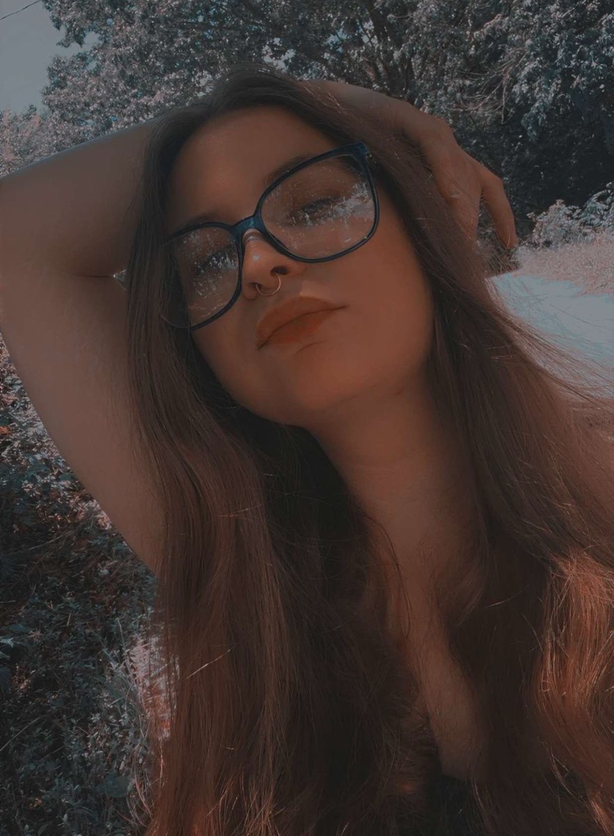 moongoddess728's tweet image. Need a lil piggy boy to fund my next nail appointment. Pay up. Cashapp and Venmo in the bio.

#paypig #nails #cash #cashapp #venmo #cashcow #piggy #findom