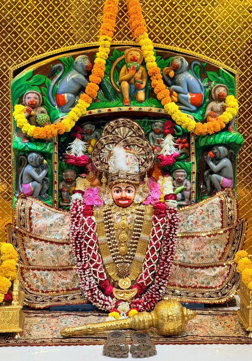 BalajiMandirRjt's tweet image. Hello Devotees,

Date 25-4-26

Divya daily Shringar Darshan of Shree Balaji Hanumanji Maharaj at Balaji Hanuman Temple of Rajkot Gujarat.

Jai Shree Ram

#Hanuman #Ram #Hanumanji  #HanumanLove #Saturday #Hanumandada #hanumanstatus #Rajkot #dada #diwali #status #ekadadhi #rajkot