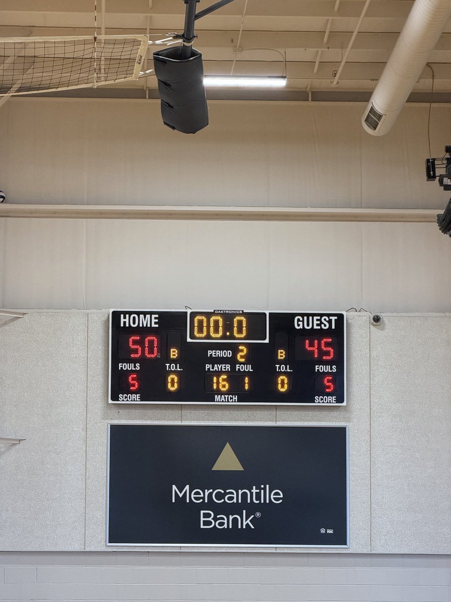 PrepHoopsNet_JR's tweet photo. Grand Park Premier 15U knocks down a clutch 3 with 2 seconds to go, then 2 technical free throws ices the game. @PHCircuit @PrepHoopsMI #ph_rumble_in_the_rapids_2026 https://t.co/uVrgJELMoP
