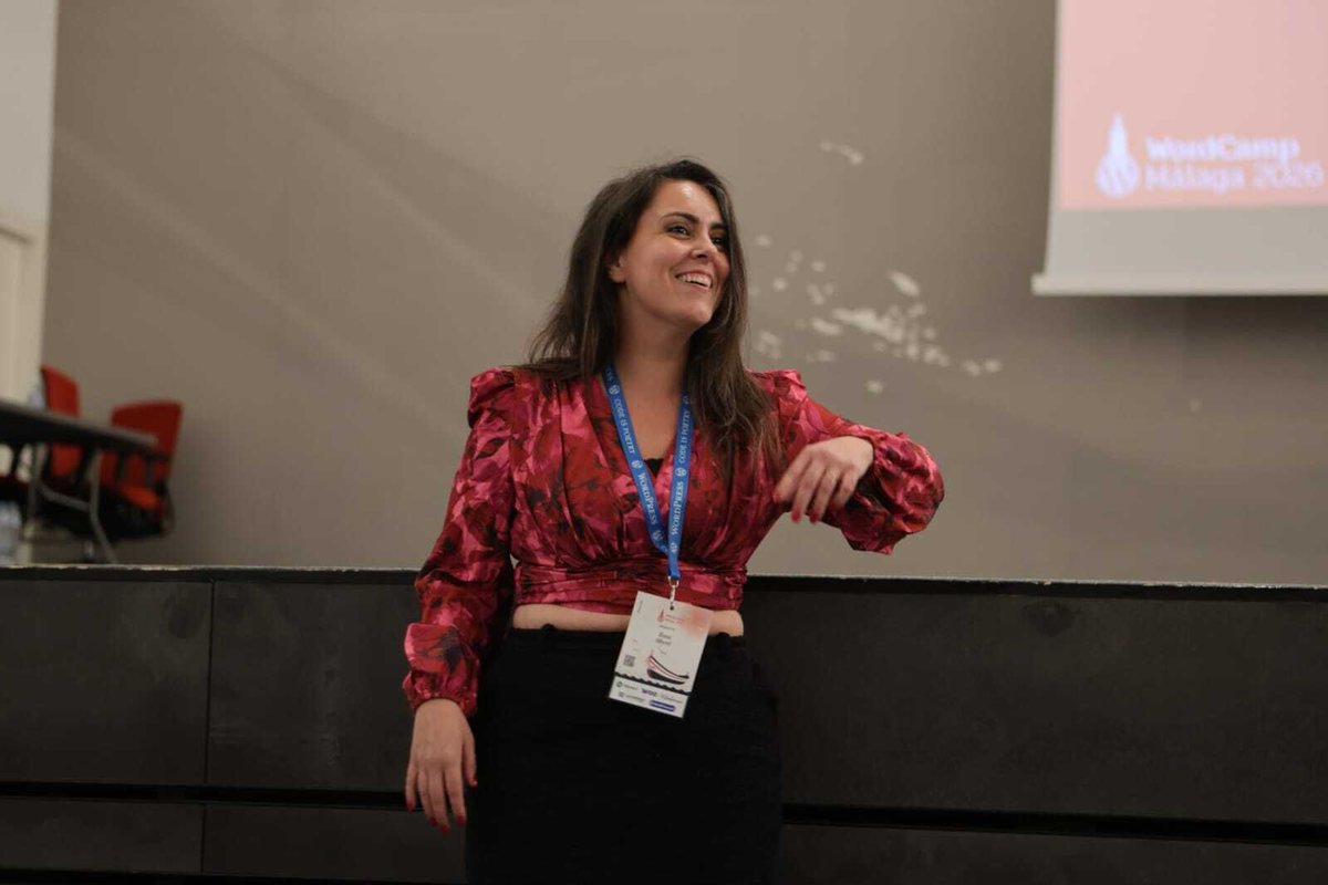wpmalaga's tweet image. Track 1: la diosa, la reina, la maga de las palabras, nos deja sin ellas.

@soyrosamorel: Tu web no vende. Tu historia sí: humaniza tu marca en la era de la IA

#WCMLG #Storytelling