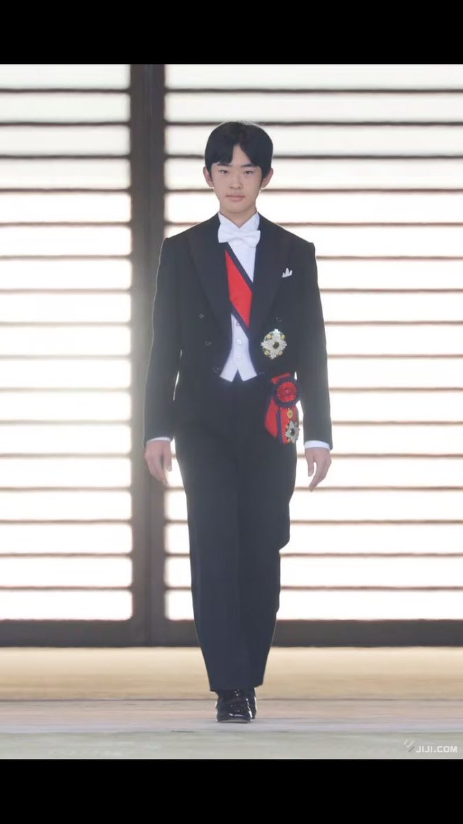 皇統安定へ旧宮家の養子を
菊栄親睦会は、日本の皇族と旧皇族（1947年に皇籍を離脱した11宮家の子孫など）による親睦団体

* 設立の経緯: 昭和天皇の思し召しを受け、戦前からの「皇族親睦会」を改称してスタート
* 構成員: 天皇・皇后両陛下をはじめとする現在の皇族と、旧皇族（旧宮家）の方々で構成