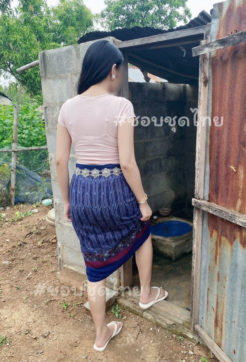 ชอบชุดไทย tweet media