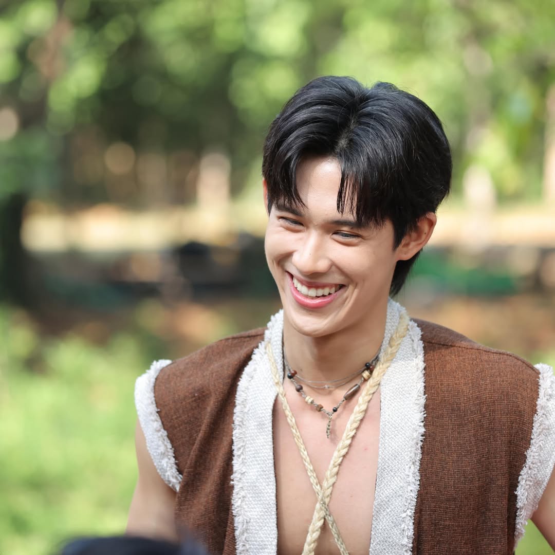 撮影の雰囲気が伝わってくる🥹
どれも良い写真～🫶🏻

IG : pakin.lk

FLOWER BOY EP1
#หลงกลิ่นเกสรEP1