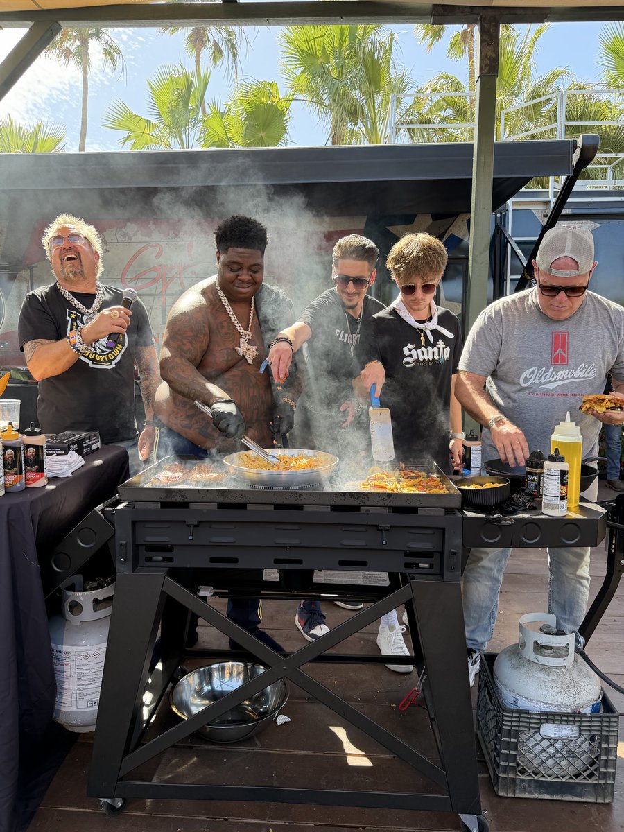 Mayor Guy Fieri tweet media