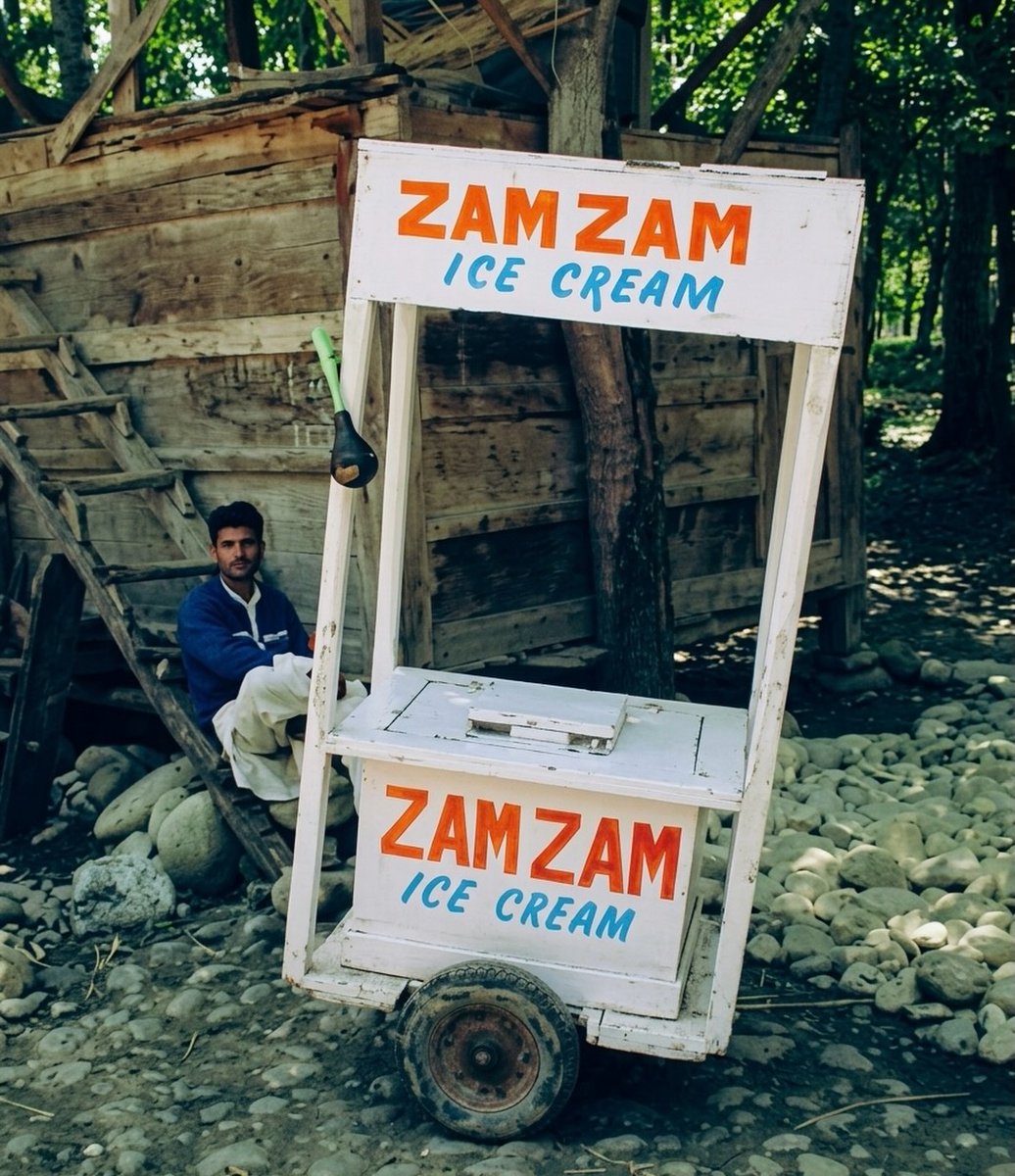 Who among you had tasted ice cream priced at 1 Rupee at School time