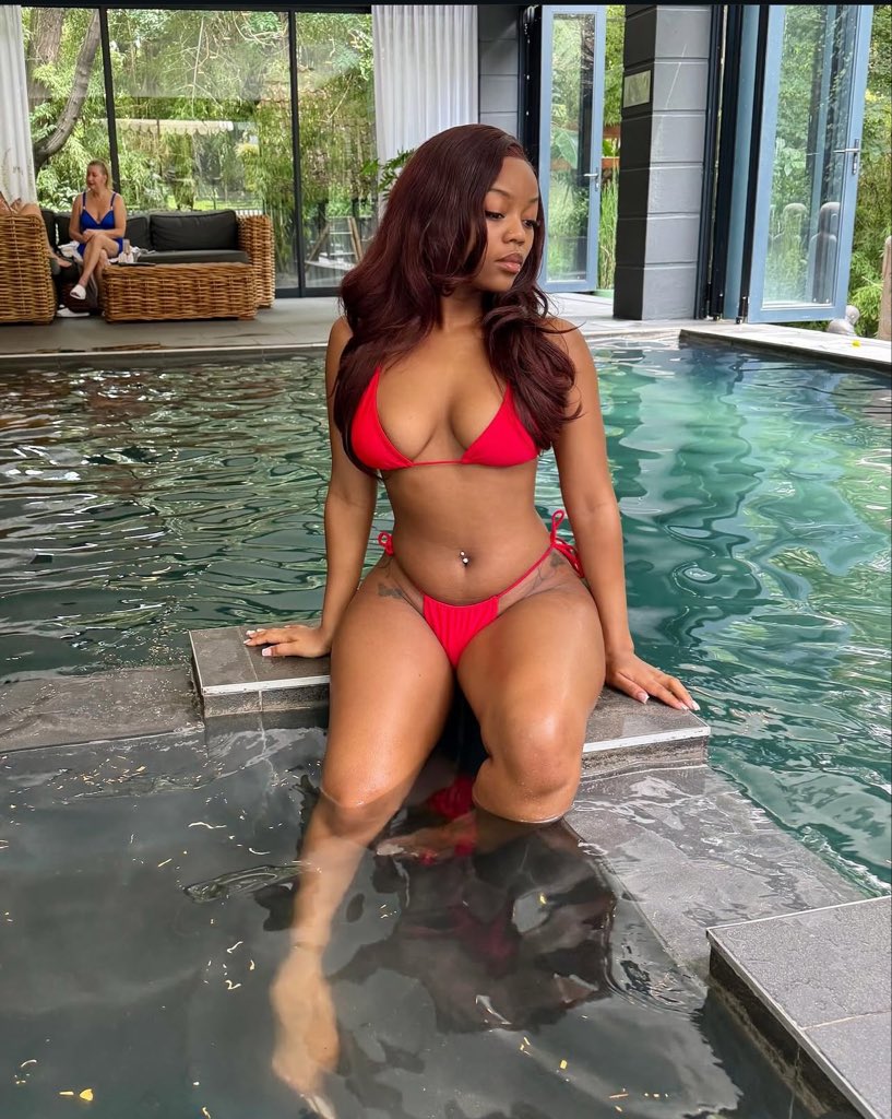 𝐂𝐡𝐢𝐬𝐨𝐦 tweet media