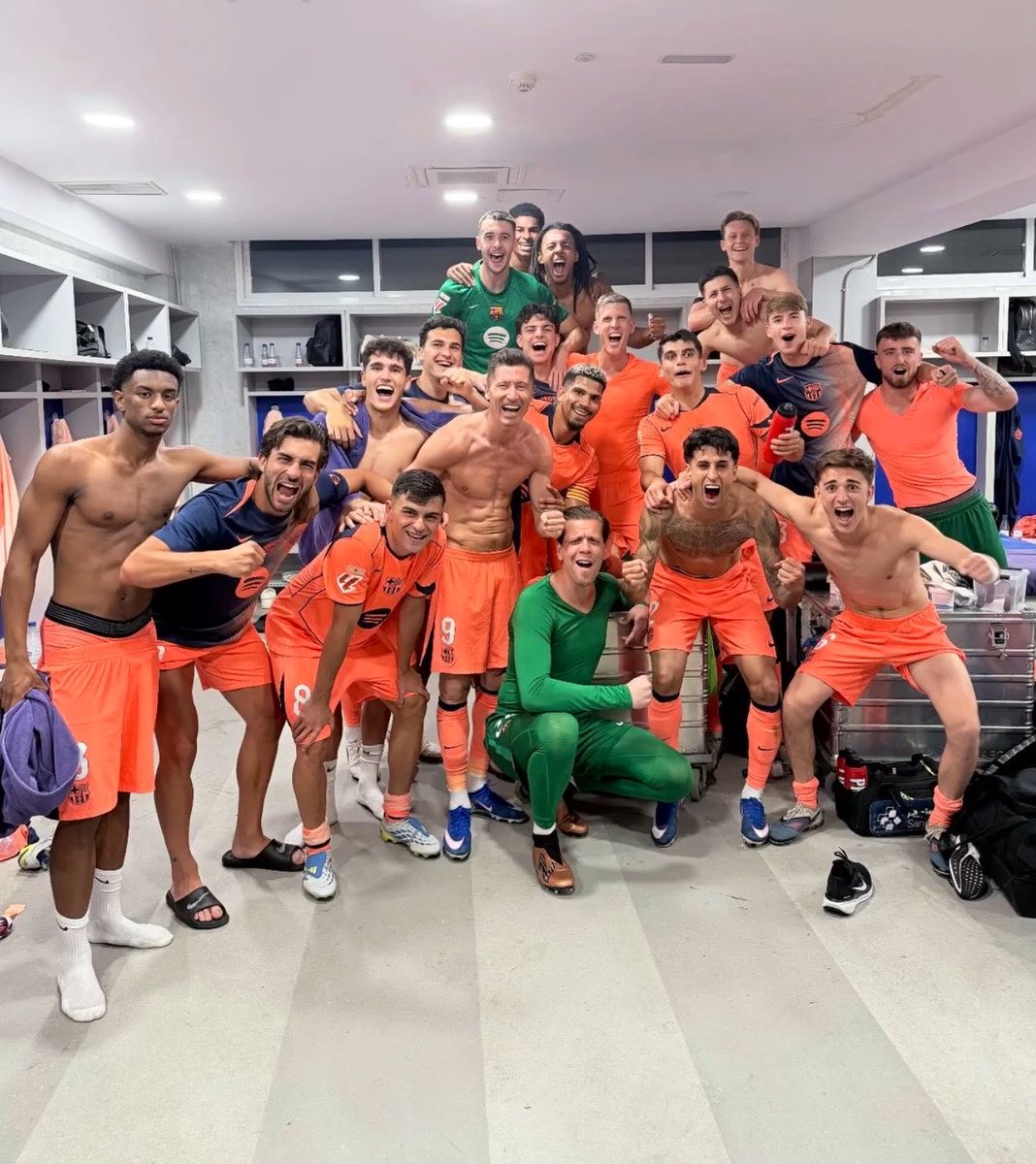 FCB World tweet media