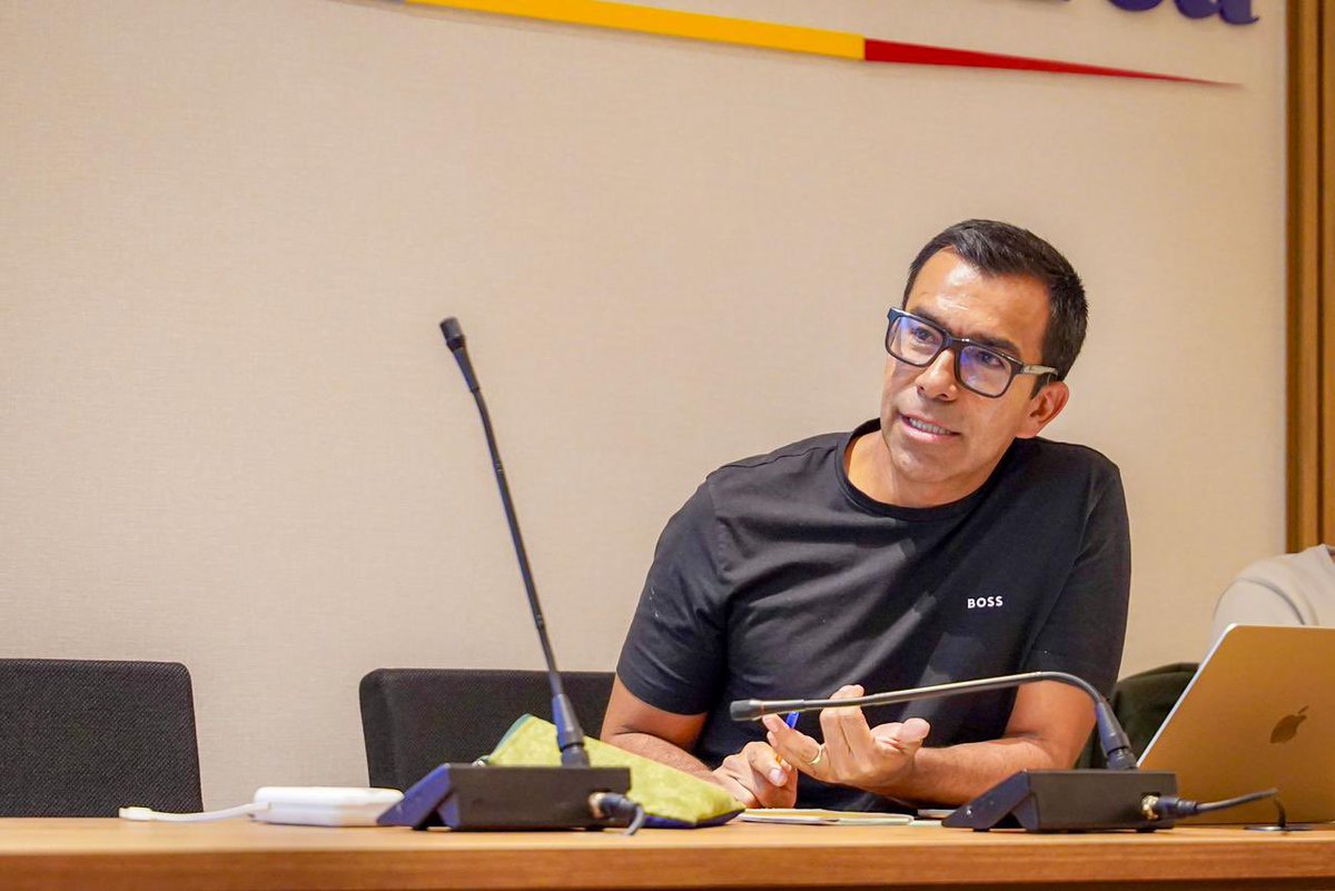 En Consejo de Gobierno liderado por el gobernador <a href="/JorgeEmilioRey/">Jorge Emilio Rey Ángel</a>, participamos en el seguimiento a la ejecución presupuestal. 

Se revisó el índice de pobreza multidimensional, el avance del cumplimiento de FURAG y el nivel de avance de los proyectos estratégicos. 

Gracias a