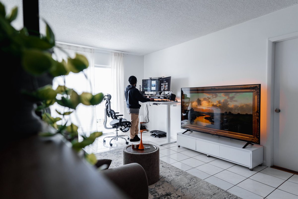woodley_lozamma's tweet image. A Morning work Focus.
#homeoffice #homedesksetup #minimalspace