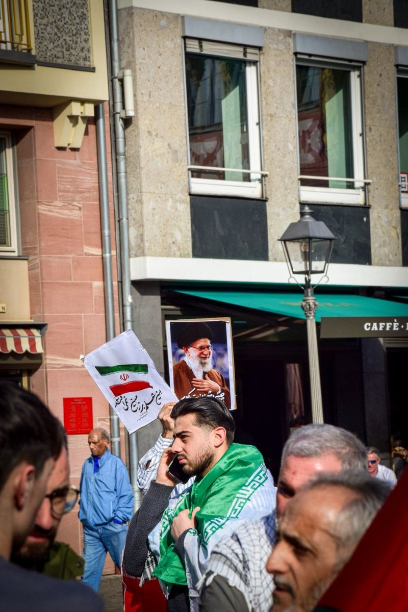 من حسینَم tweet media