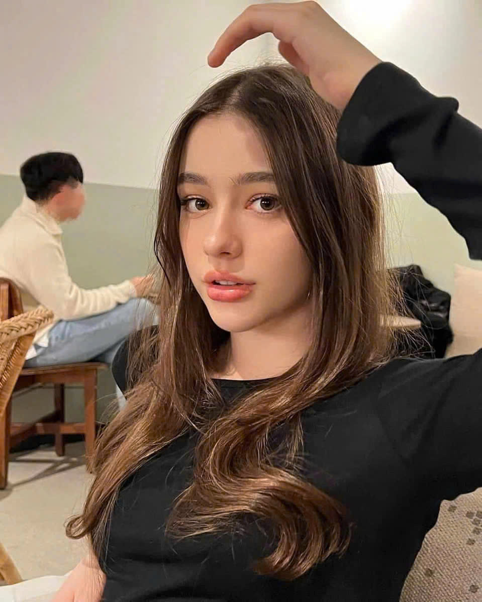 Alexander Baldwin tweet media