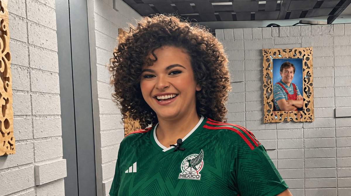 Papa_John7's tweet image. Hugo Sanchez en la serie de Netflix de México 86 #SiDaElGatazo #Lucerito