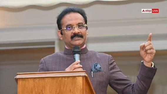 चलिए बीजेपी की वॉशिंग मशीन में डुबकी लगाने का आपको शानदार नमूना दिखाते हैं। यह अशोक मित्तल है आम आदमी पार्टी से राज्यसभा सांसद। 

राघव चड्ढा को सदन में उपनेता के पद से हटाए जाने के बाद आम आदमी पार्टी ने मित्तल को राज्यसभा में उपनेता बना दिया।