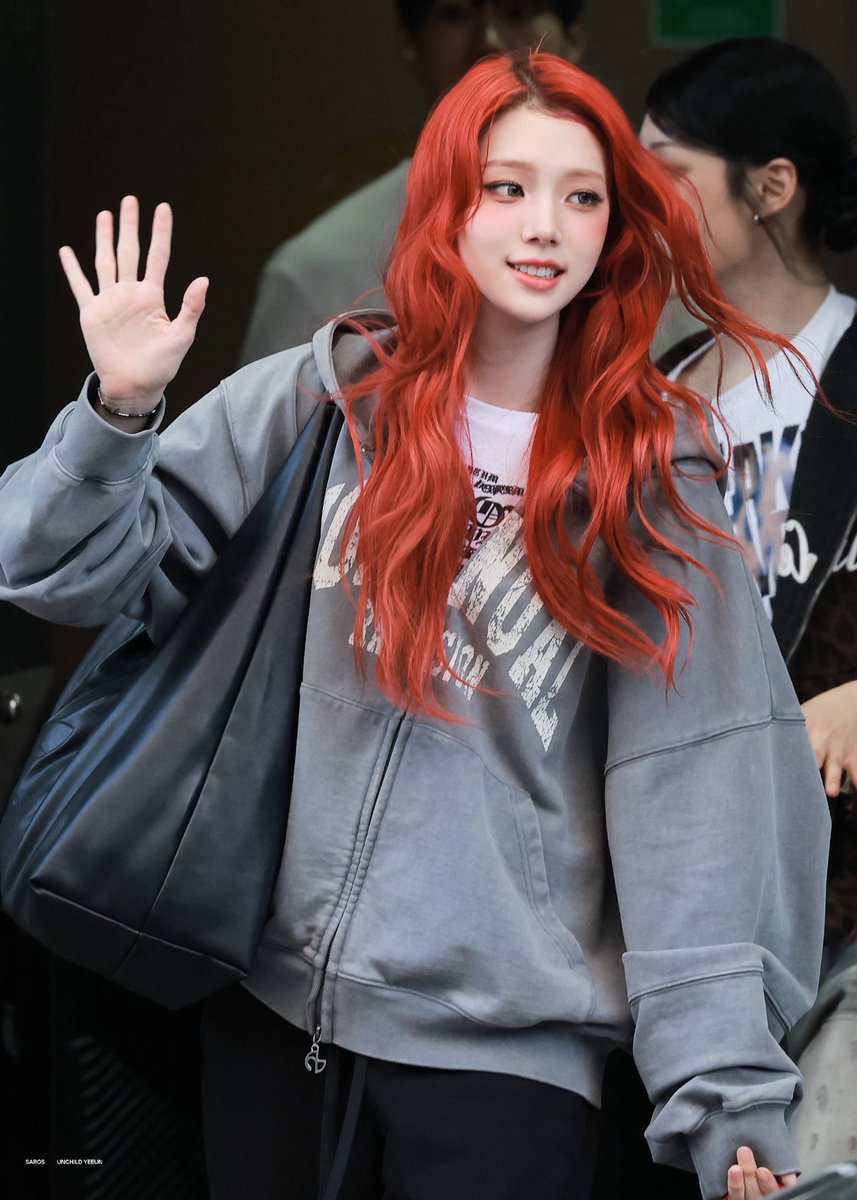 𓏲𝄢 tweet media