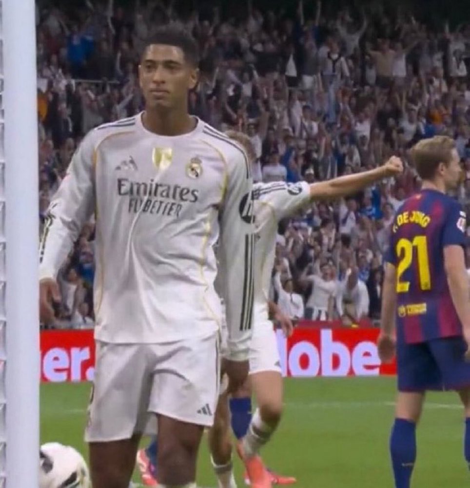 ᗩᕼᗰEᗪ tweet media