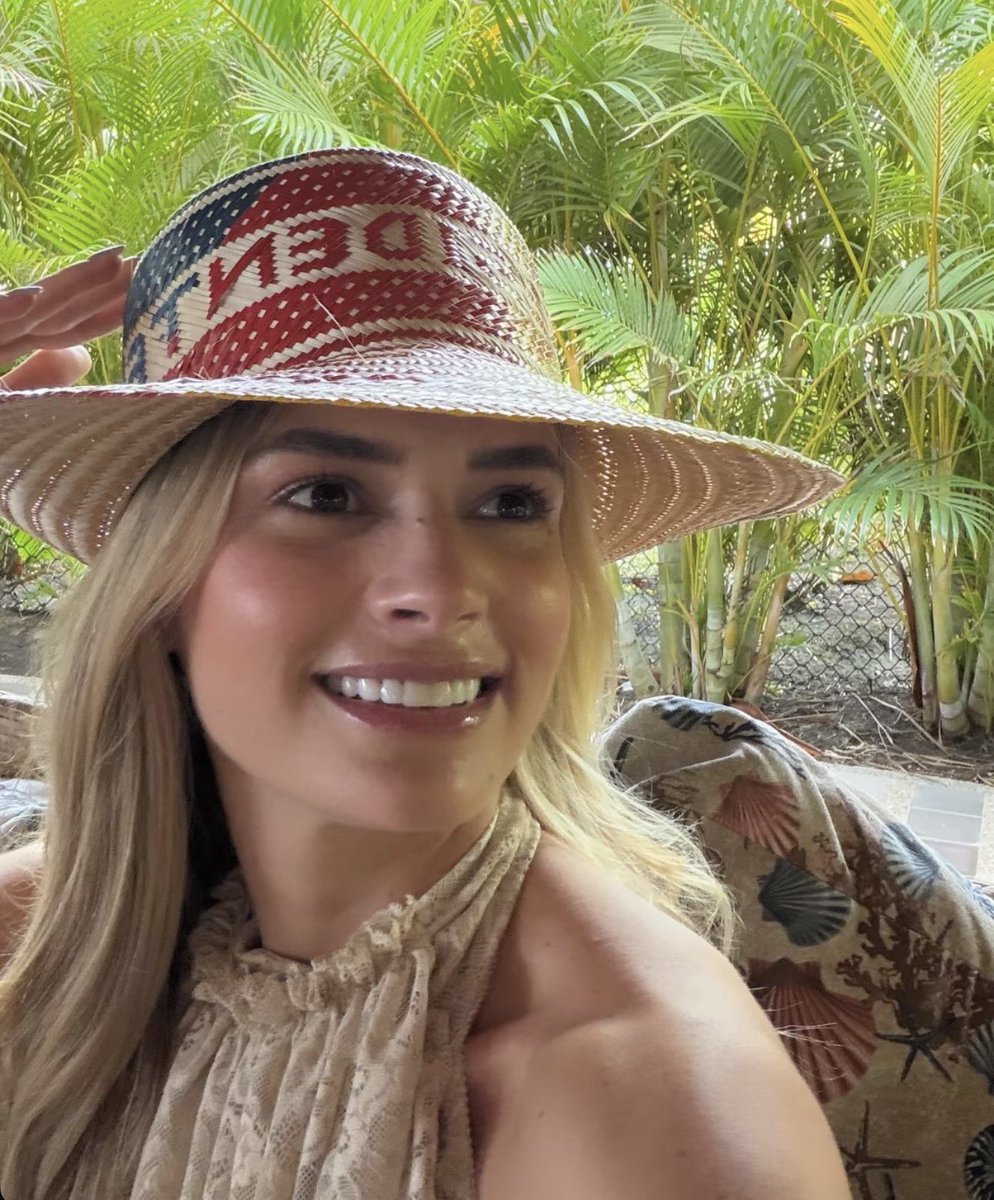 Luciaforero tweet media