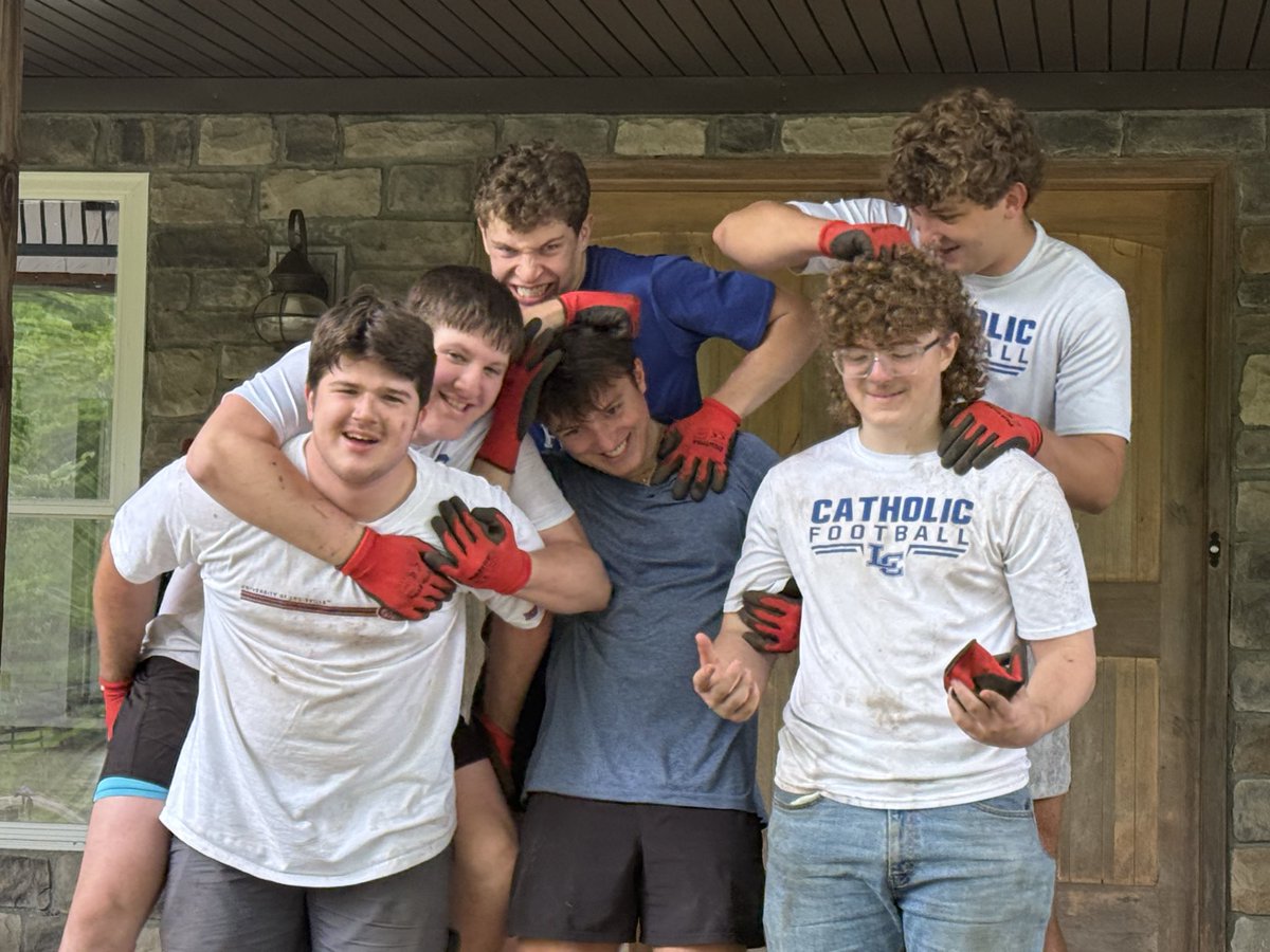 LexCathFootball's tweet image. The work you don’t see… is what builds this program.

Because being a Knight isn’t just about Friday Knights…

it’s about who you are when no one’s watching.

Proud of this group.

#HailCatholic #KNIGHTS #MindBodySpirit #BuiltDifferent