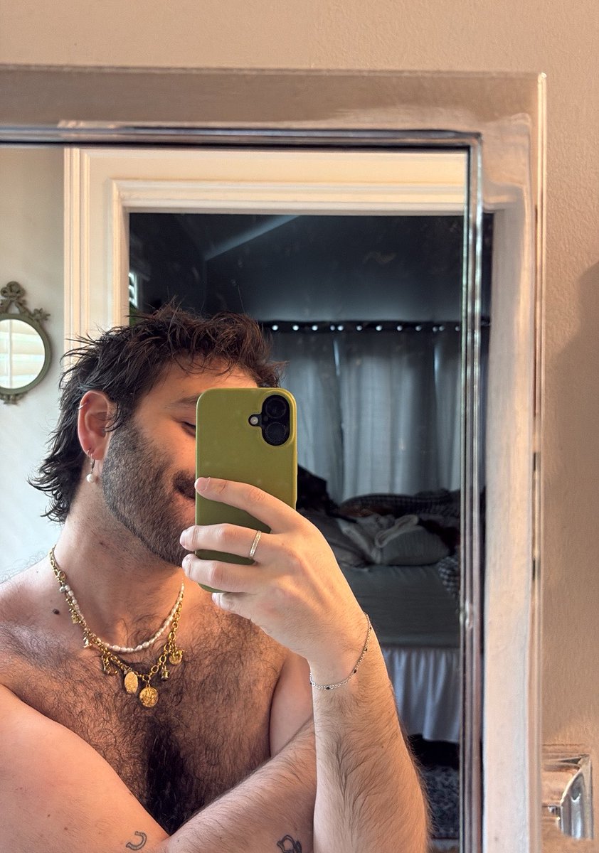 Princess of Genovia tweet media