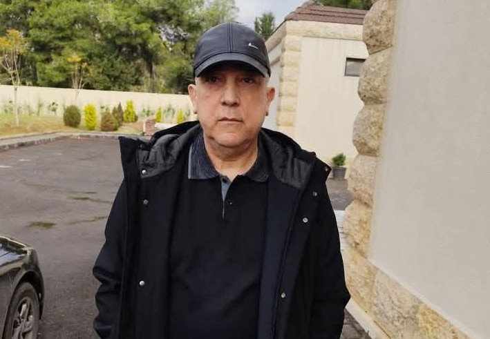 QalaatAlMudiq's tweet image. #Syria: first post-Assad public trial will begin tomorrow.

The first figure to appear will be an emblematic figure:

- General Atef Najeb, former head of the Political Security (Intelligence branch) in #Daraa &amp;amp; a relative of Assad (arrested January 31, 2025).

His role in the