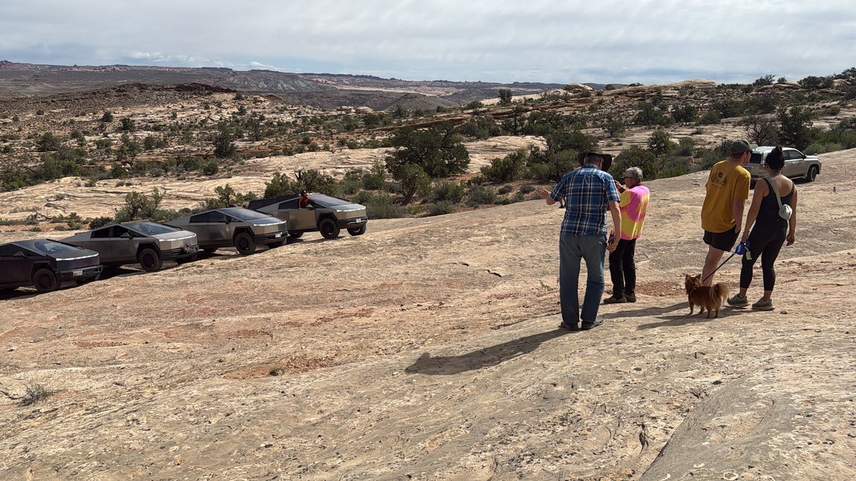 Courthouse rock with the <a href="/cybertruck/">Cybertruck</a>  homies