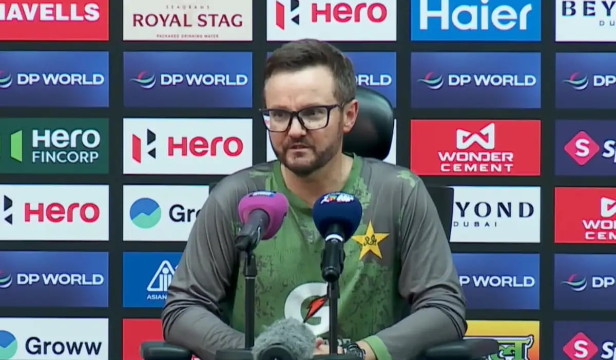 Saffron Chargers tweet media