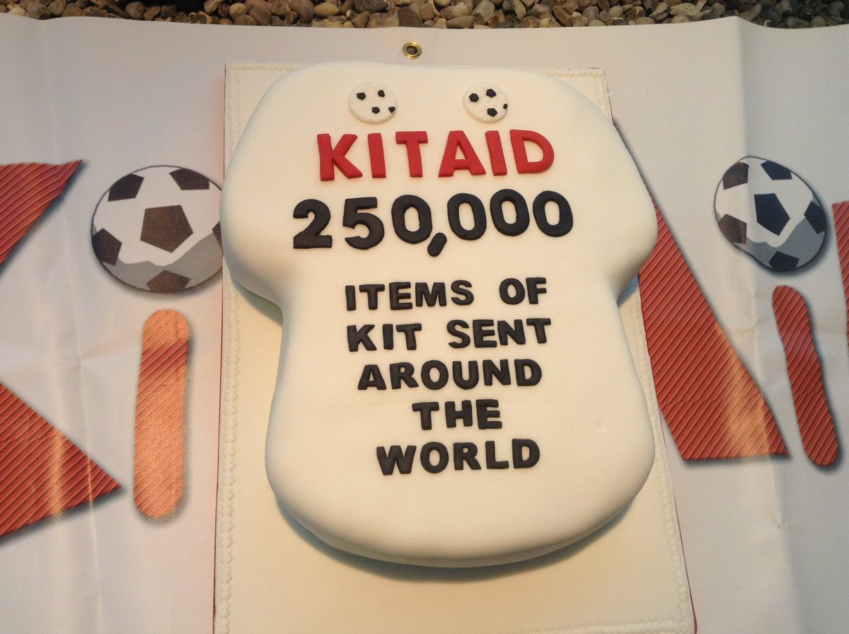 KitAid's tweet photo. A special milestone boxing up session today as we celebrated passing the 1,250,000 milestone
Another 5,075 items of kit were sorted, packed and handed over to charities by our wonderful volunteers
A glimpse back to an earlier celebration with our much missed former Patron. https://t.co/S4DElKe63b