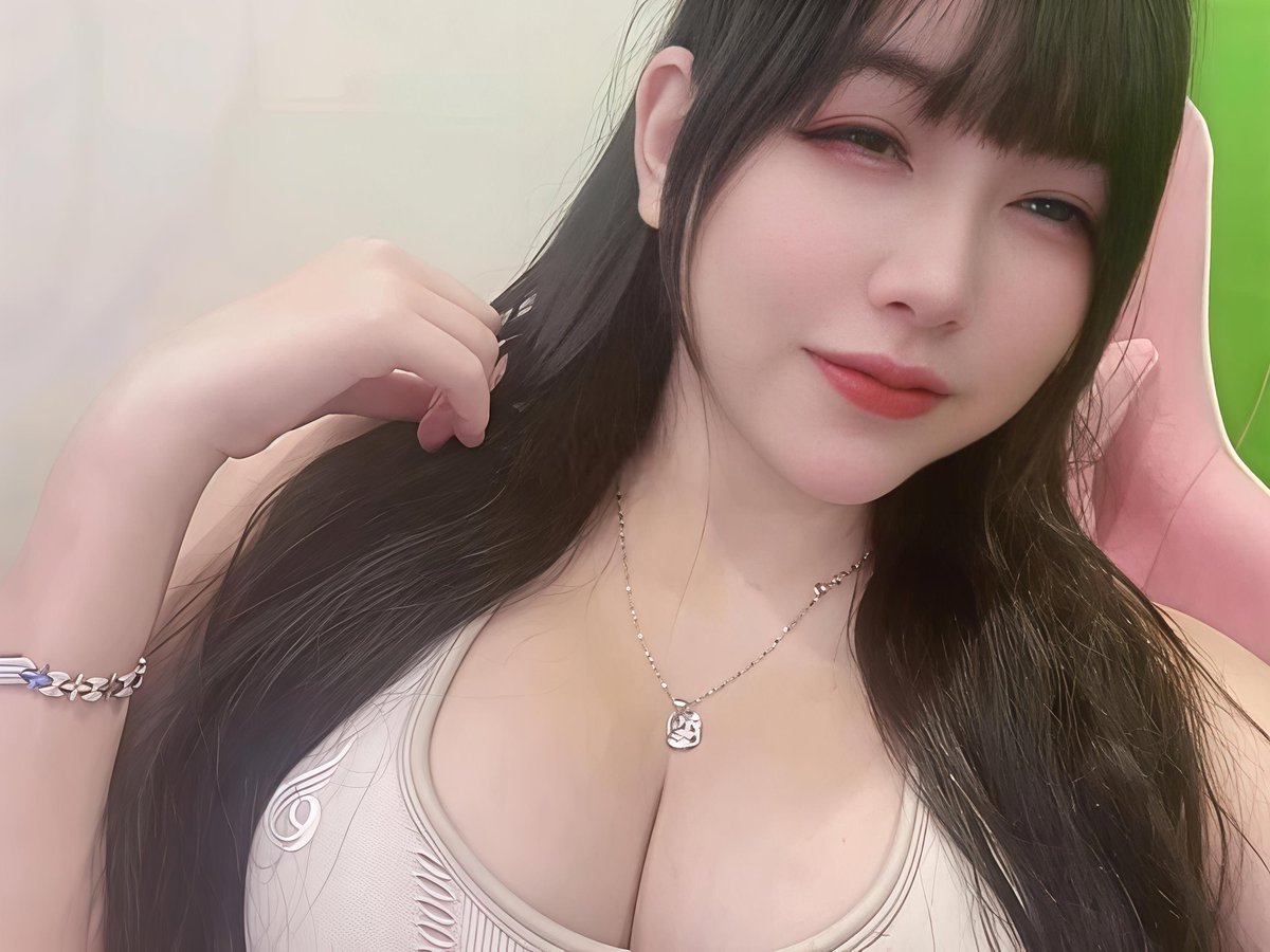 ChiChi1163052's tweet photo. https://t.co/DDphIssIgh