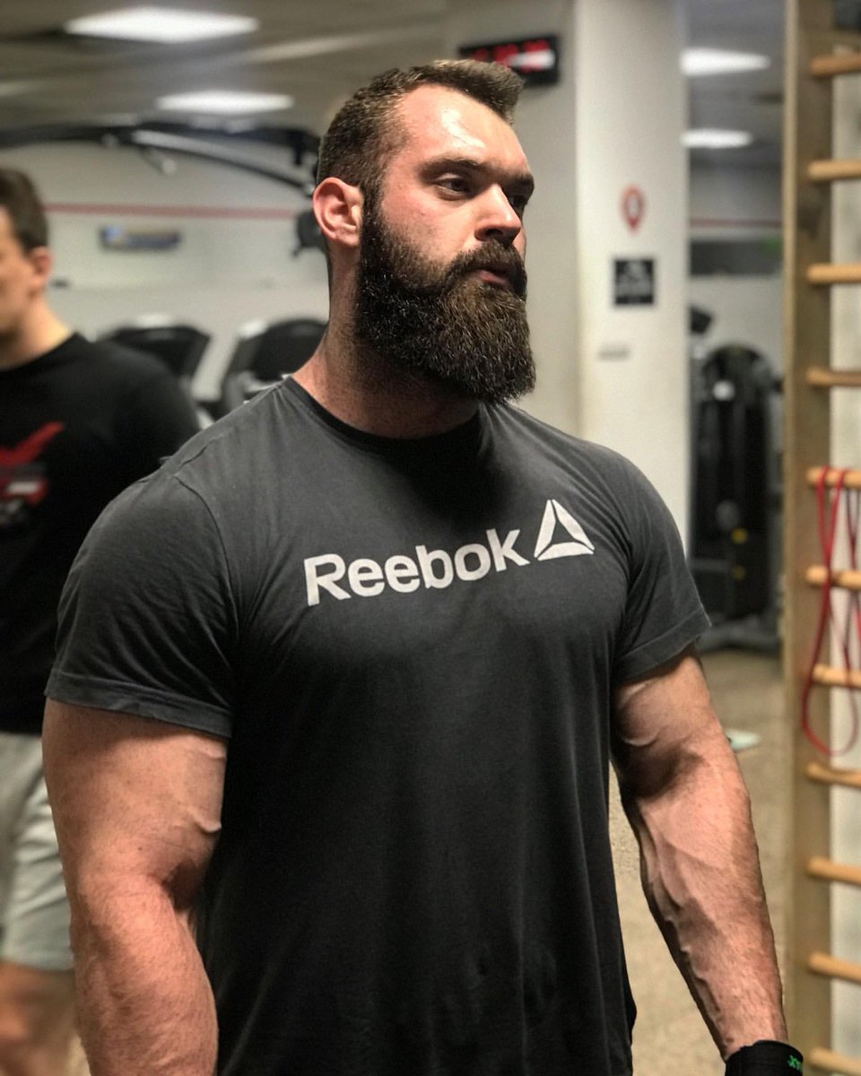 SerbianMuscle's tweet image. Bodybuilder Nikola
Height: 192 cm / 6′ 4″
Weight: 120 kg / 265 lbs
#Srbija #Serbia