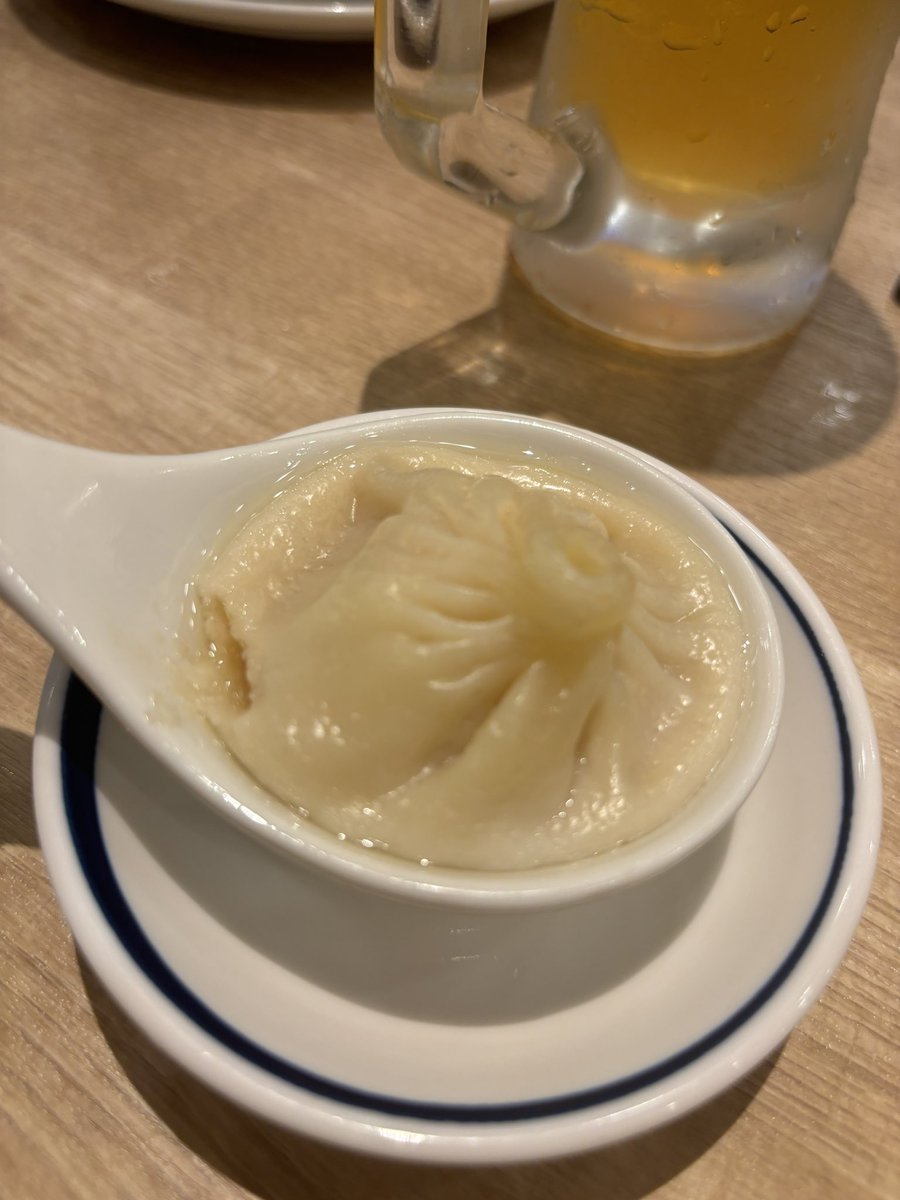 e34_x's tweet photo. 眠すぎるのでレッドブルサワー。

横浜で飲み直し〜〜！

みんな酒弱くてあんま飲まない🥲🥲 https://t.co/qJBC28mzMy