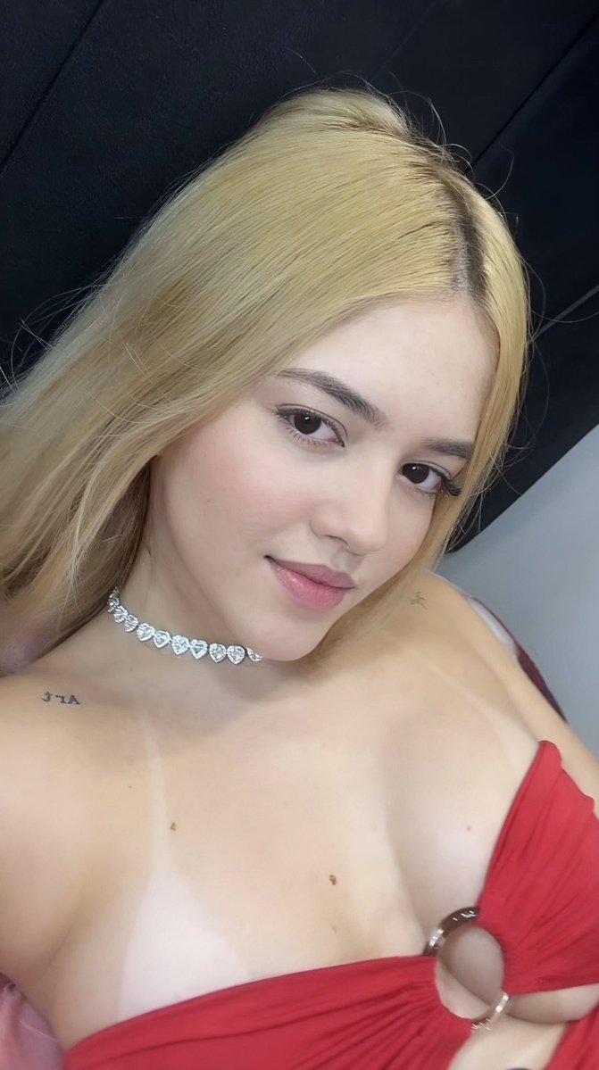 Maria Cecília tweet media