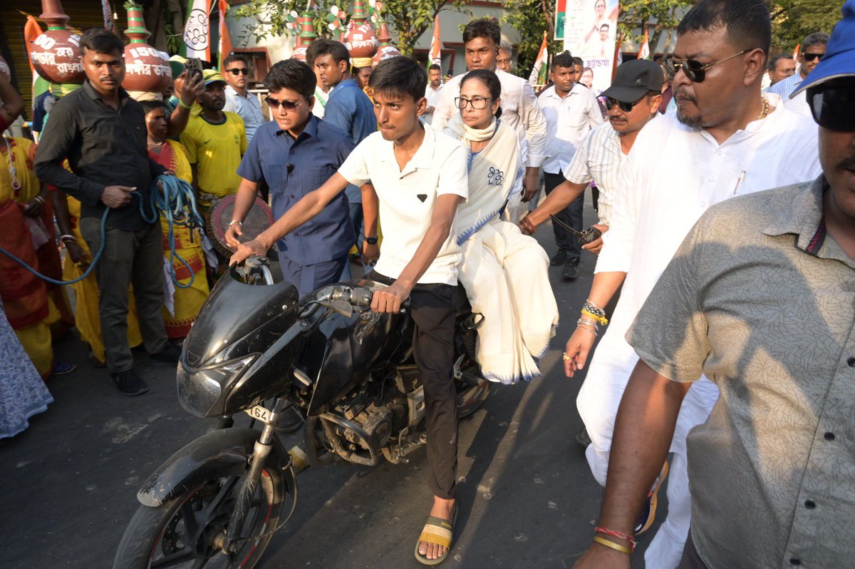 Moupia Nandy tweet media