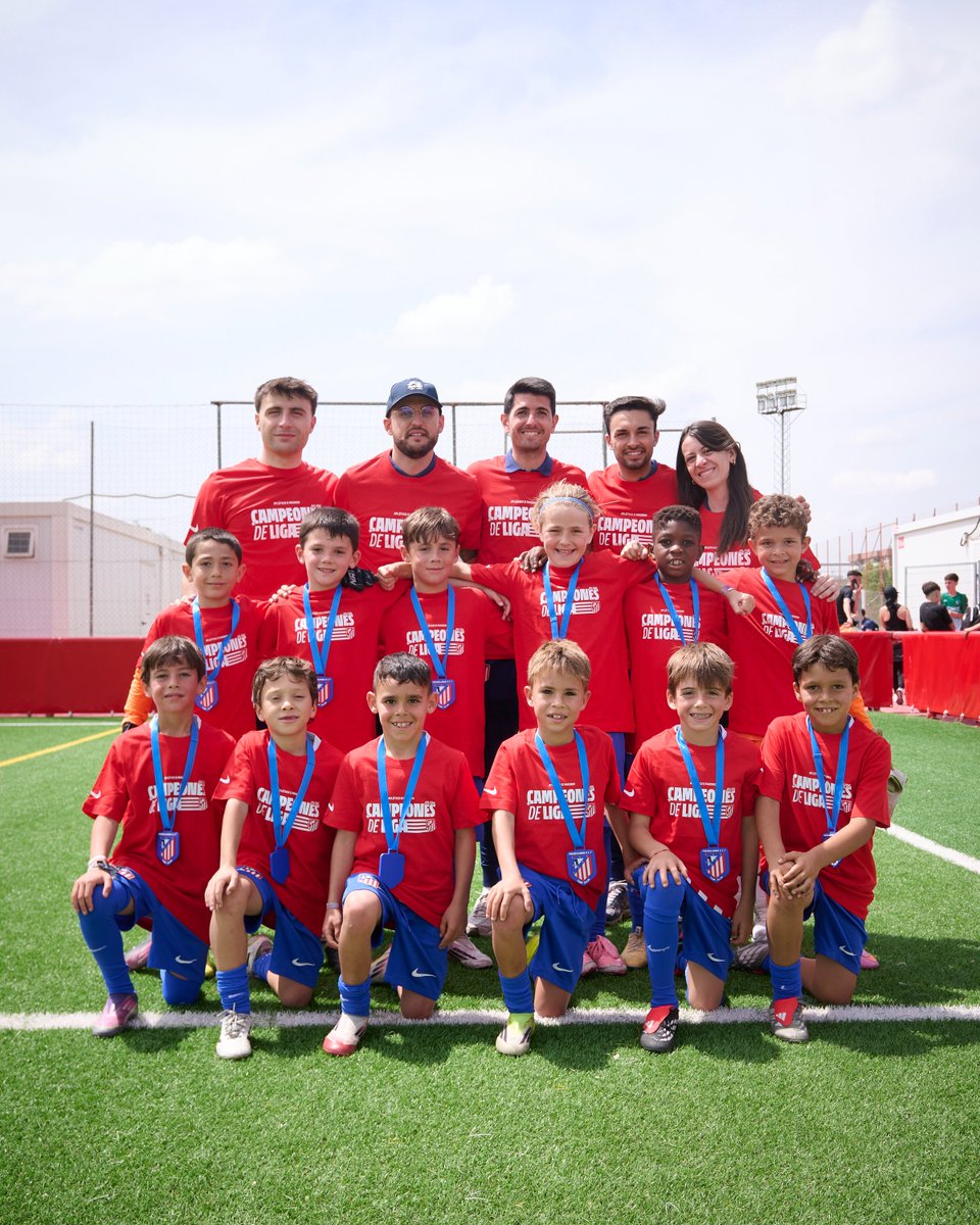 AtletiAcademia's tweet photo. ¡El Prebenjamín A, campeón de Liga! 🏆

🔗 https://t.co/qWCCrqbWqf

¡Enhorabuena, chicos! ❤️🤍 https://t.co/EMzXUhwtbi