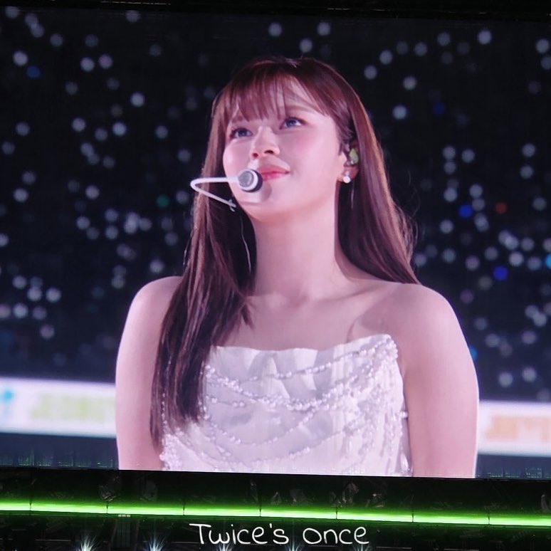 black swan                             white swan