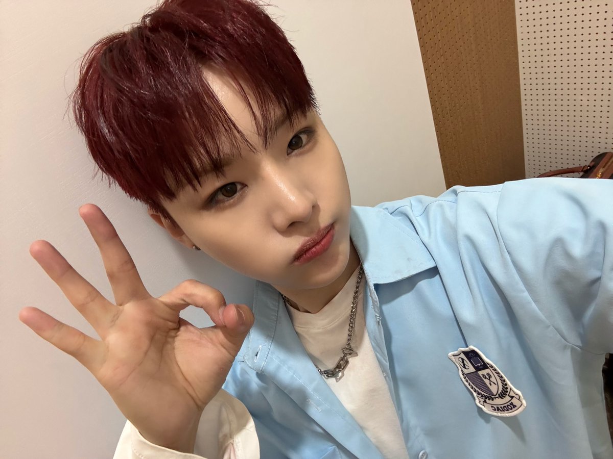 [#렉스] 

쏘블리 덕분에 또 행복만 받아가는중 😗
3주년 축하해줘서 곰마워요 💚

#XODIAC #소디엑 #LEX #렉스