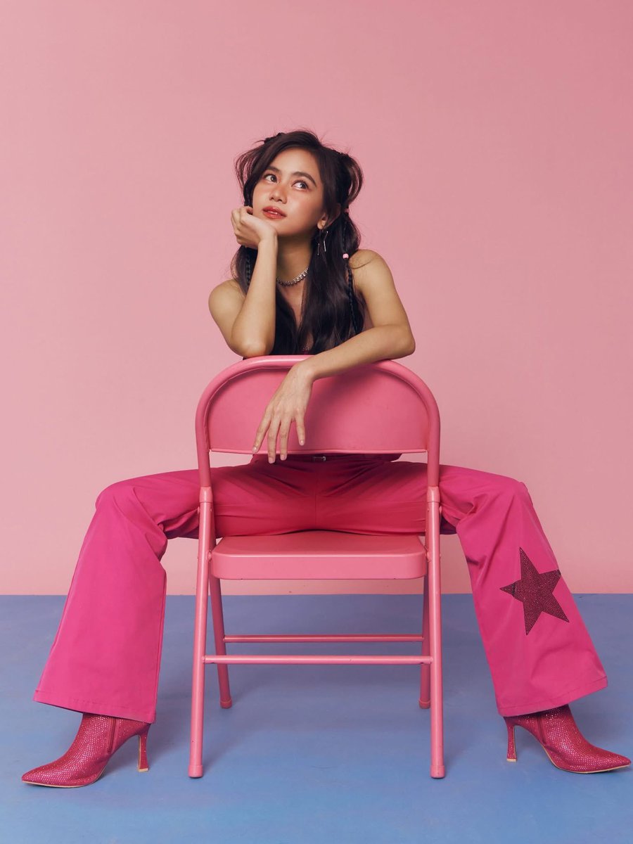 Honeybunch 🍯 tweet media